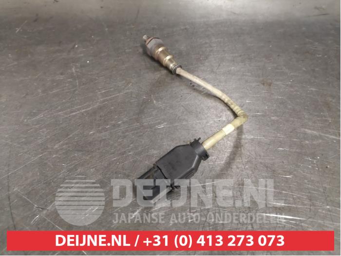 Lambda Sonde van een Hyundai Santa Fe I 2.7 V6 24V 4x4 Autom. 2001