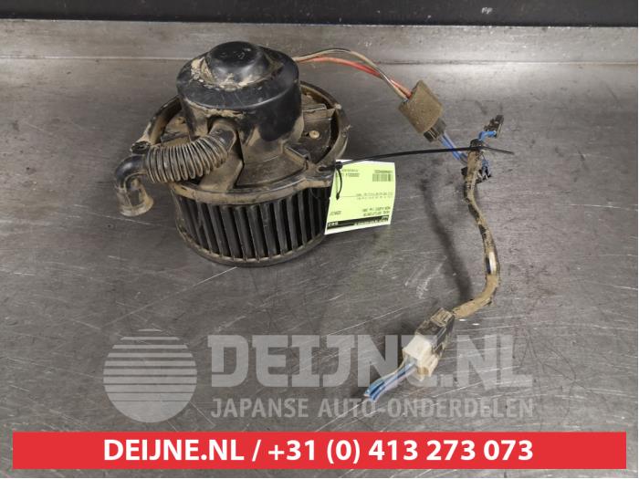 Mazda B-Serie Kachel Ventilatiemotor O402921