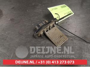 Mazda B-Serie Heater resistor O402922 photo 2