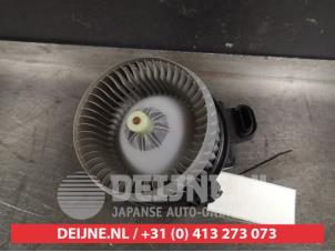 Toyota Auris Kachel Ventilatiemotor O403031 foto 3