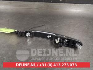 Suzuki Swift Türgriff 4-türig rechts vorne O403227 foto 2