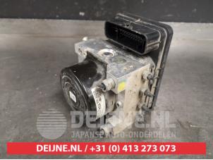 Gebruikte ABS Pomp Nissan NP 300 Navara (D23) 2.3 dCi 16V 4x4 Prijs € 150,00 Margeregeling aangeboden door V.Deijne Jap.Auto-onderdelen BV