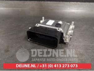 Nissan Navara Computer roetfilter O403325 foto 2