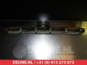 Honda CR-V Reflektor Zierblech hinten O300400 foto 2