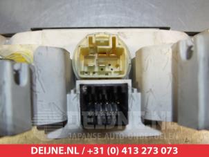 Mazda MPV Heater control panel O305427 photo 3