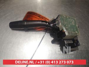 Toyota Previa Ruitenwis Schakelaar O310233 foto 3
