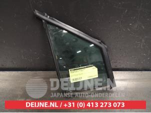 Nissan Micra Driehoeks Ruit rechts-voor O403651 foto 2