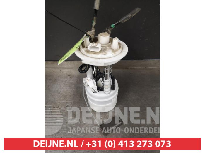 Gebruikte Tank element Pomp Nissan Micra (K14) 1.0 12V Prijs € 75,00 Margeregeling aangeboden door V.Deijne Jap.Auto-onderdelen BV