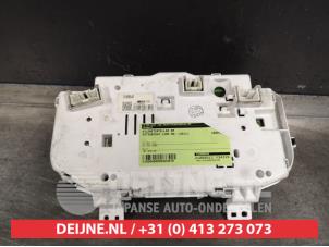 Mitsubishi L200 Odometer KM O403679 photo 2