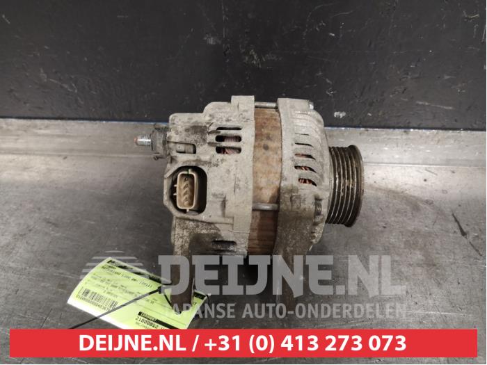 Gebruikte Dynamo Mitsubishi L-200 2.5 DI-D 4x4 Prijs € 50,00 Margeregeling aangeboden door V.Deijne Jap.Auto-onderdelen BV