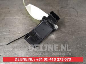 Gebruikte Luchthoeveelheidsmeter Honda Civic (FK1/2/3) 1.8i VTEC 16V Prijs € 30,00 Margeregeling aangeboden door V.Deijne Jap.Auto-onderdelen BV