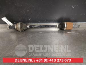 Gebruikte Homokineetas links-voor Honda Jazz (GK/GP) 1.3 -i-VTEC 16V Prijs € 100,00 Margeregeling aangeboden door V.Deijne Jap.Auto-onderdelen BV