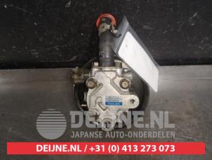 Mitsubishi Space Wagon Power steering pump O404033 photo 4