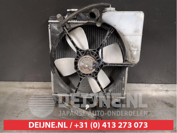 Gebruikte Radiateur Honda HR-V (GH) 1.6 16V 4x2 Prijs € 25,00 Margeregeling aangeboden door V.Deijne Jap.Auto-onderdelen BV