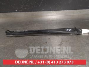 Gebruikte Subframe Toyota C-HR (X1,X5) 1.8 16V Hybrid Prijs op aanvraag aangeboden door V.Deijne Jap.Auto-onderdelen BV