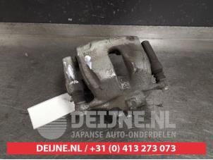 Toyota C-HR Front brake calliper, left O404419 photo 2