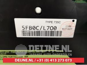 Nissan Micra Tacho - Kombiinstrument KM O404508 foto 2