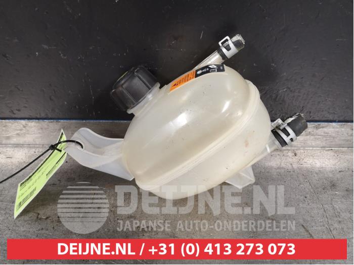 Nissan Micra Ausgleichsbehälter O404521