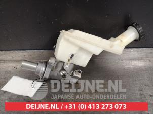 Gebruikte Hoofdremcilinder Nissan Micra (K14) 1.0 12V Prijs op aanvraag aangeboden door V.Deijne Jap.Auto-onderdelen BV