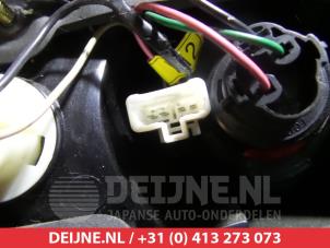 Hyundai Elantra Rücklicht rechts O299026 foto 3