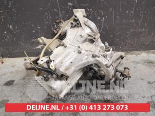 Subaru Vivio Gearbox O405101 photo 2