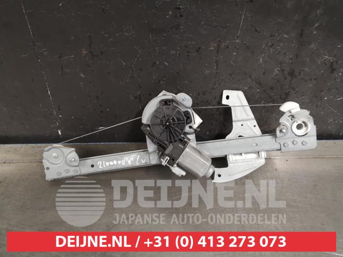 Toyota Aygo Fenstermechanik 2-türig links vorne O405314