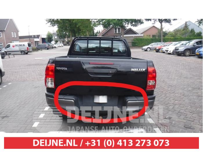 Toyota Hilux Treeplank achter O406068