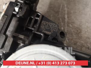 Toyota Urban Cruiser Rear door window mechanism 4-door, left O406806 photo 2