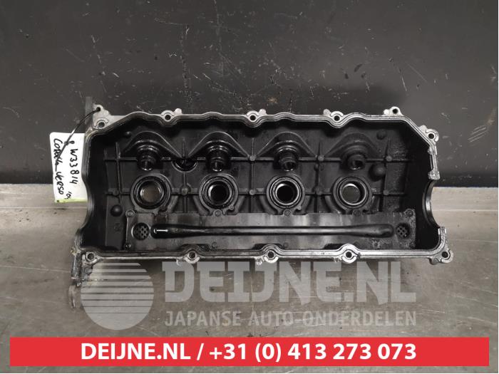 Kleppendeksel van een Toyota Corolla Verso (E12) 2.0 D-4D 16V 90 2004