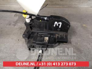 Nissan Micra Door lock mechanism 4-door, front left O407307 photo 2
