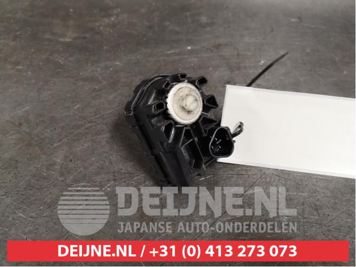 Suzuki Baleno Koplampmotor O407476