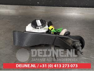 Nissan Navara Front seatbelt, left O407581 photo 2
