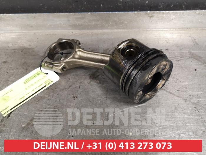 Suzuki Grand Vitara Piston O408072