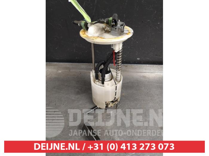 Gebruikte Tank element Pomp Mitsubishi ASX 1.8 DI-D HP MIVEC 16V 4x4 Prijs € 75,00 Margeregeling aangeboden door V.Deijne Jap.Auto-onderdelen BV