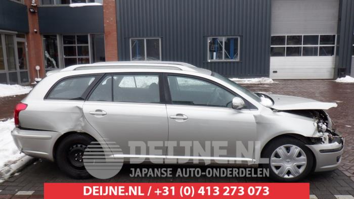 Toyota Avensis Extra Ruit 4Deurs rechts-achter O408420