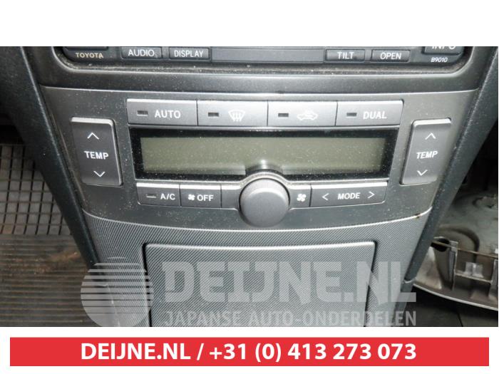 Toyota Avensis Kachel Bedieningspaneel O408432