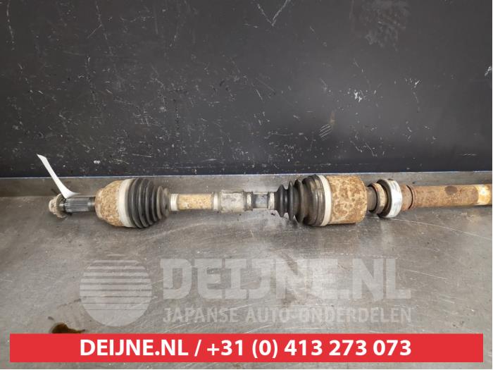 Mazda 3 Aandrijfas rechts-voor O408489