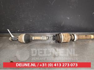 Gebruikte Homokineetas rechts-voor Mazda 3 Sport (BK) 1.6 CiTD 16V Prijs € 50,00 Margeregeling aangeboden door V.Deijne Jap.Auto-onderdelen BV