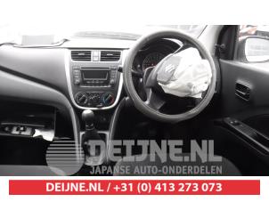Gebruikte Radio Suzuki Celerio (LF) 1.0 12V Prijs € 75,00 Margeregeling aangeboden door V.Deijne Jap.Auto-onderdelen BV
