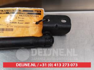 Kia Sorento Gasdämpfer rechts hinten O294974 foto 3