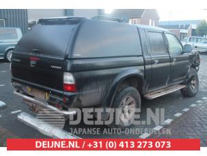 Mitsubishi L200 Ladeflächenabdeckung O408764 foto 3