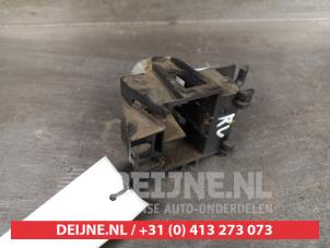 Nissan Navara Front door handle 4-door, right O408856 photo 2
