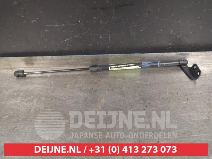 Suzuki Celerio Gasdemper links-achter O408952
