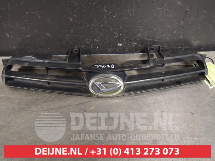 Daihatsu Young RV Grill O409314