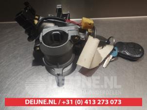 Mitsubishi Lancer Zündschloss+Schlüssel O335503 foto 3