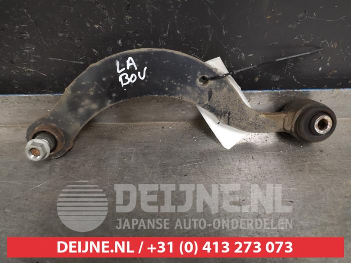 Toyota Auris Draagarm links-achter O409720