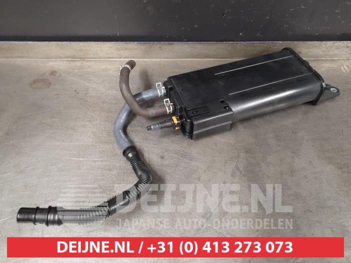 Toyota Rav-4 Kohlenstofffilter O410024