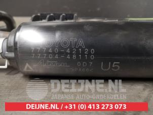 Toyota Rav-4 Koolstoffilter O410024 foto 2