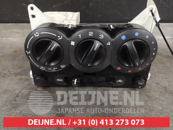Suzuki Ignis Kachel Bedieningspaneel O410022