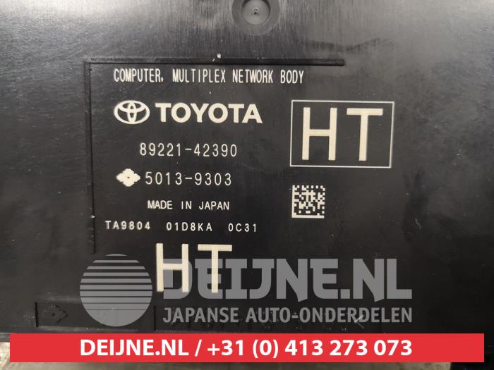 Computer Body Control van een Toyota RAV4 (A5) 2.5 Hybrid 16V AWD 2020